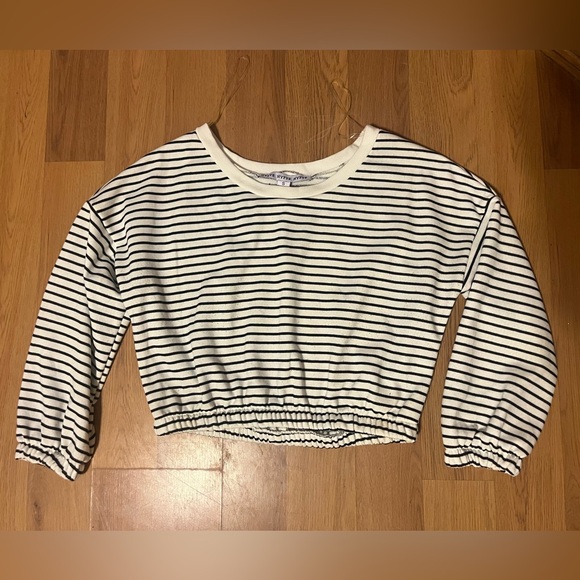 Oversized crop sweatshirt top - Picture 1 of 2